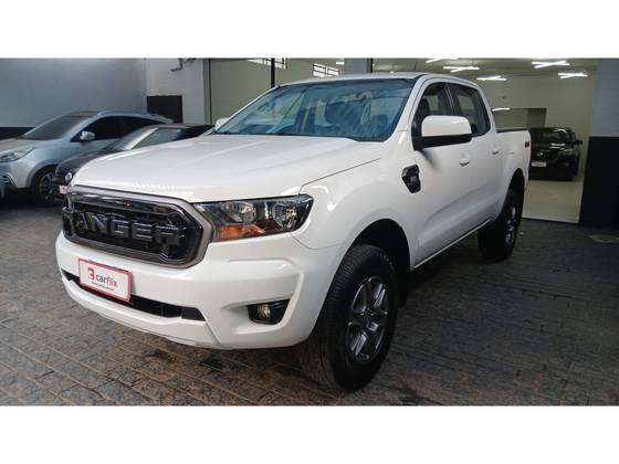 FORD RANGER 2.2 XLS 4X4 CD 16V DIESEL 4P AUTOMÁTICO